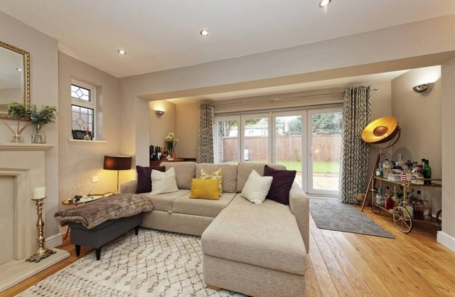 Beautiful Beach Side 4 Bed House
