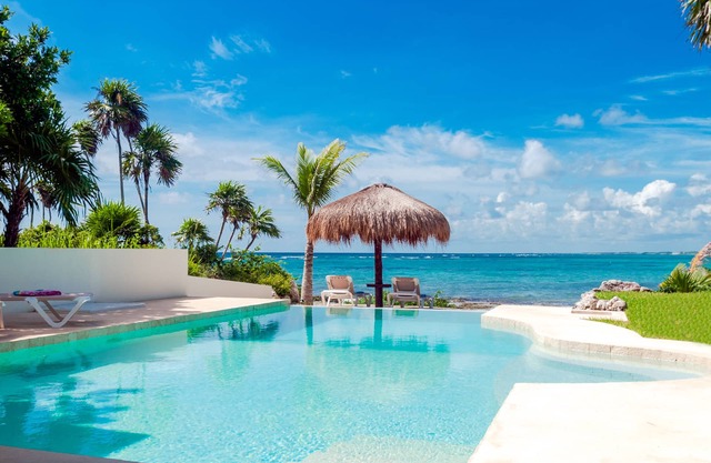 Nueva casa de playa en Tankah, TULUM con piscina climatizada