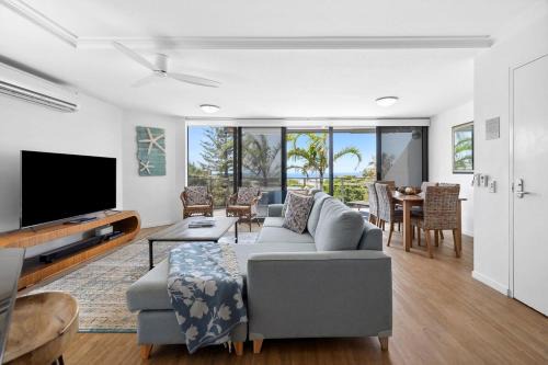 Beautiful Belmore Retreat, Easy Walk to Beach