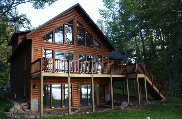 Hermosa cabaña Birchwood Lakeside escapada; Pesca impresionante y puestas de sol increíbles!