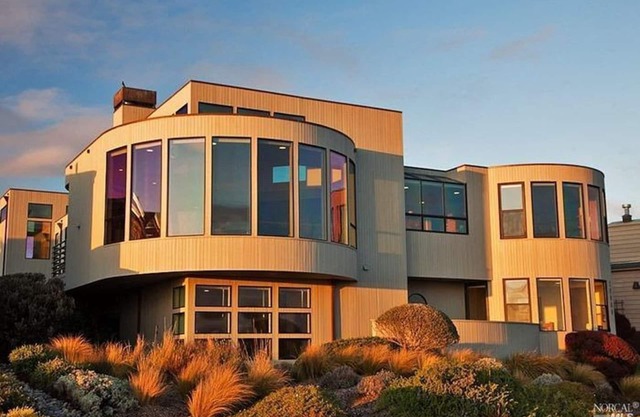 Hermosa Bodega Harbor 4-BR casa con impresionantes vistas al mar