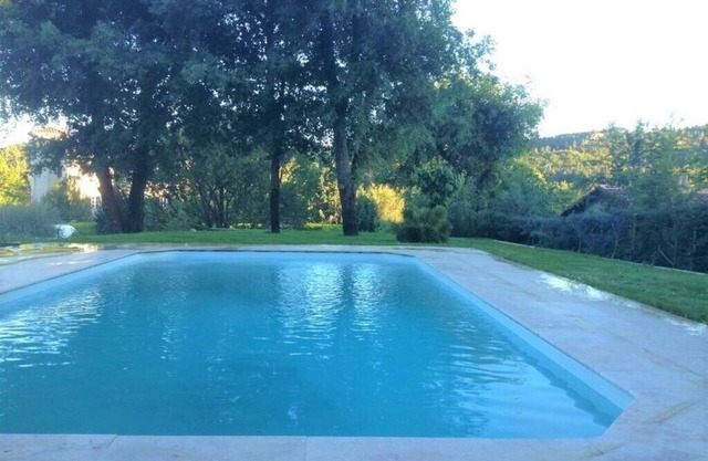 Beautiful Bouilladisse house with large garden and swimming pool