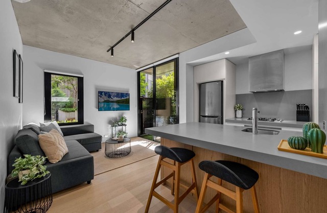 Beautiful Boutique Home with Parking Near QV Market