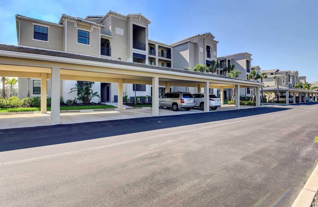Beautiful Bradenton Condo w/ Water View!