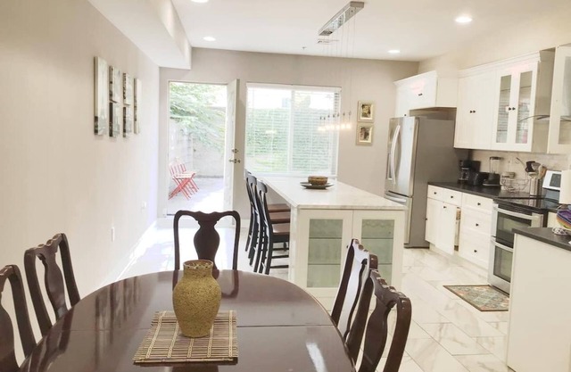 Hermosa, Resplandeciente y Espaciosa 4HAB/4BA Casa en el sur de Filadelfia.
