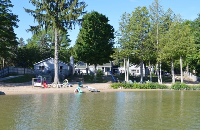 Hermosa cabaña en Beach Resort en el norte de Michigan!