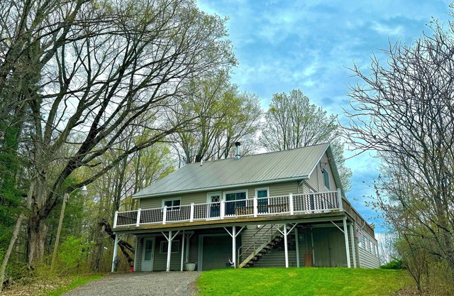 Beautiful cabin on Fay Lake in Long Lake