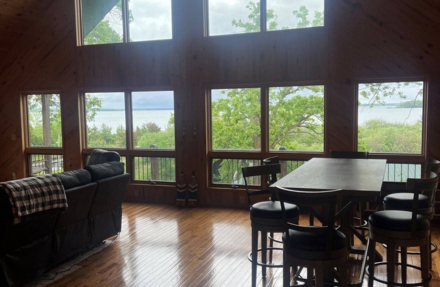 Beautiful Cass Lake cabin for rent