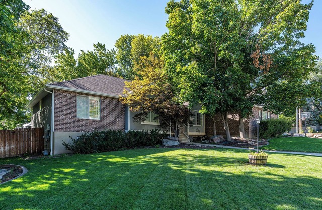 Beautiful, central located 3BR private basement apt for recreation or city fun!