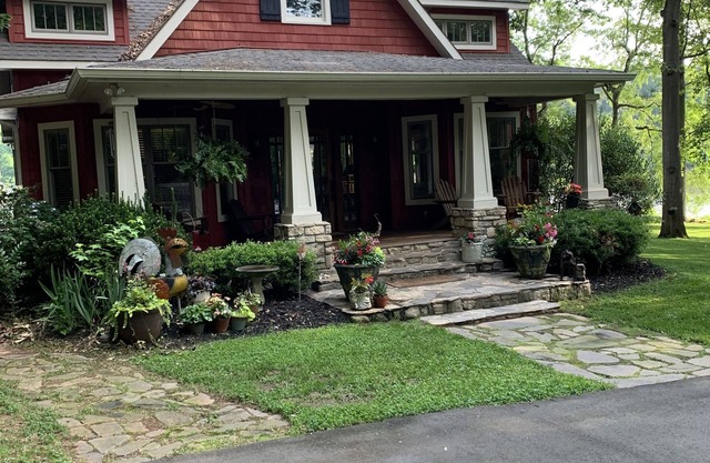 Beautiful Charlotte Lake Wylie Waterfront Bungalow