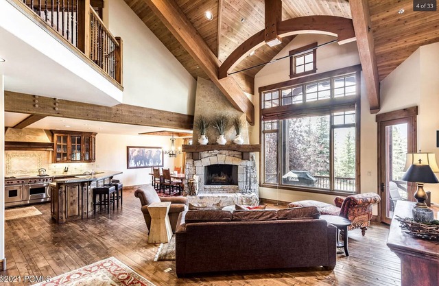 Beautiful, Comfortable, Well Appointed House; Amazing Views, Excellent Location