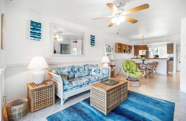 Beautiful Condo in Mainsail Unit 1104