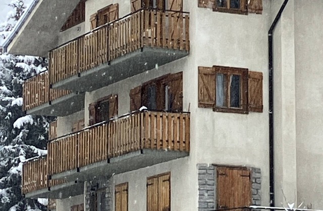Beautiful cosy penthouse ski apartment in La Thuile Aosta Valley. Pet friendly