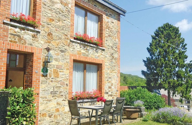 Alojamiento de 4 habitaciones en Haut-Fays