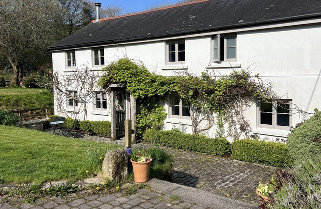 Beautiful Cottage in 16 Acres in the Tamar Valley