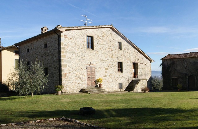 Hermosa Finca En Toscana, en una panorámica colina cerca de Anghiari, Arezzo