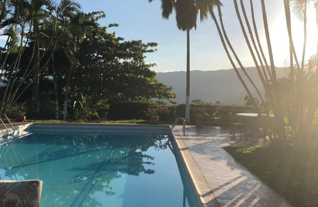 HERMOSAS CASA CAMPESTRE