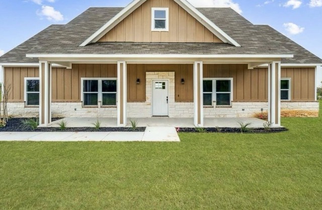 Beautiful County Home for TSU families and friends-Quiet peaceful setting