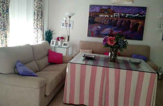Preciosa casa de diseño con jardín a 20 minutos de Córdoba