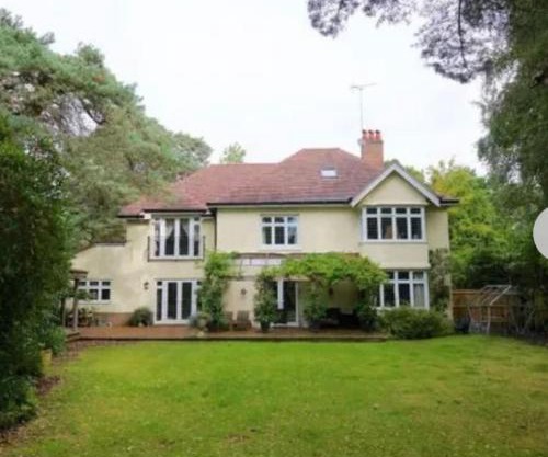 Beautiful Dorset Holiday Home in private grounds