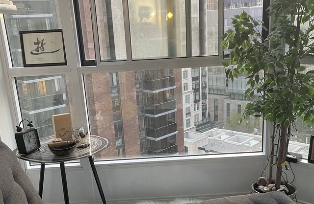 Beautiful Downtown Toronto 1-br - Convenient to Everything and Nice City Views