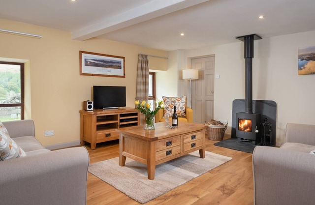 Beautiful eco-self-catering farm cottage in a peaceful valley surrounded by dramatic Lakeland scener