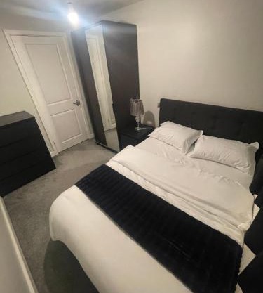 Beautiful en-suite bedroom