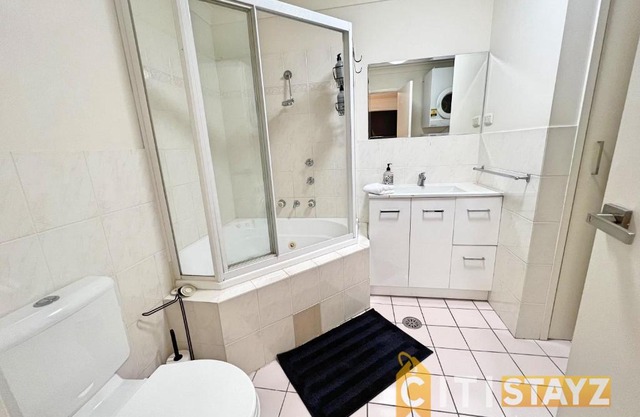Beautiful & enclosed, 1 bd 1 bth - close to CBR Hospital