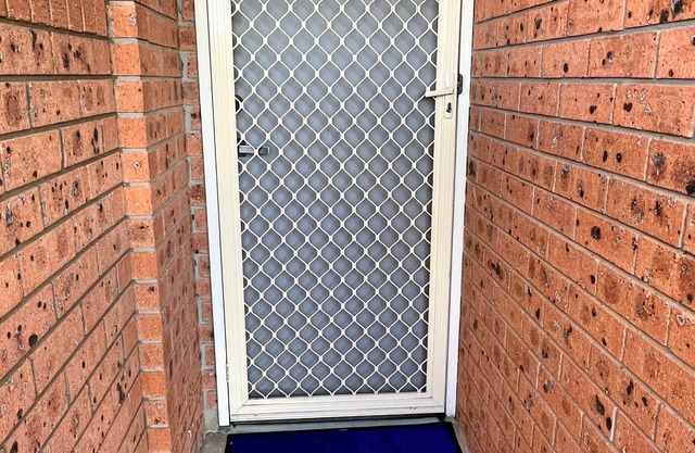 Beautiful & enclosed, 1 bd 1 bth close to hospital