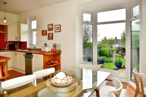 Beautiful family home in Mumbles, with garden
