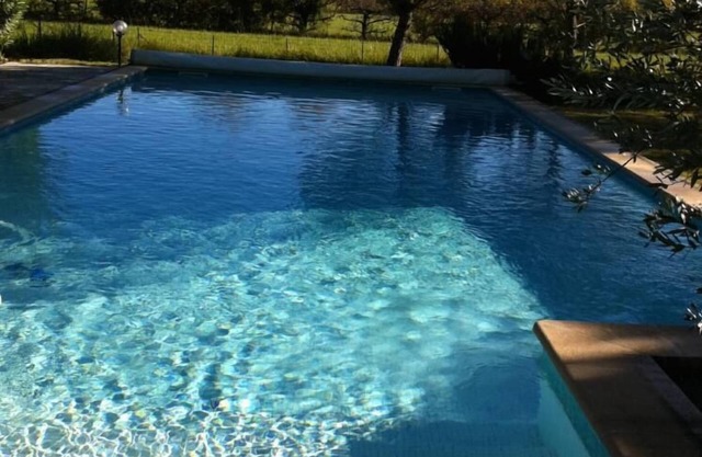 Hermosa casa en la Provenza, a 15 minutos de Aviñón, en el corazón de Vaison en Vaucluse