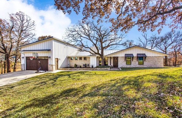 Hermosa casa de campo en el lago Lewisville
