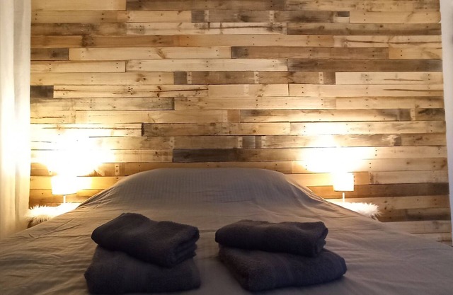 Beautiful apartment, 3 bedrooms, garage, garden