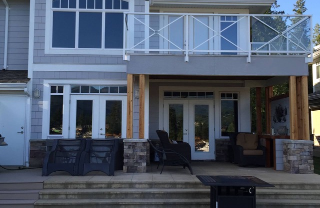 Beautiful full condo in Bayside, Scotch Creek, Shuswap Lake