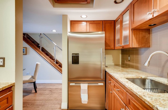 Hermoso condominio totalmente amueblado en el corazón de Cherry Creek