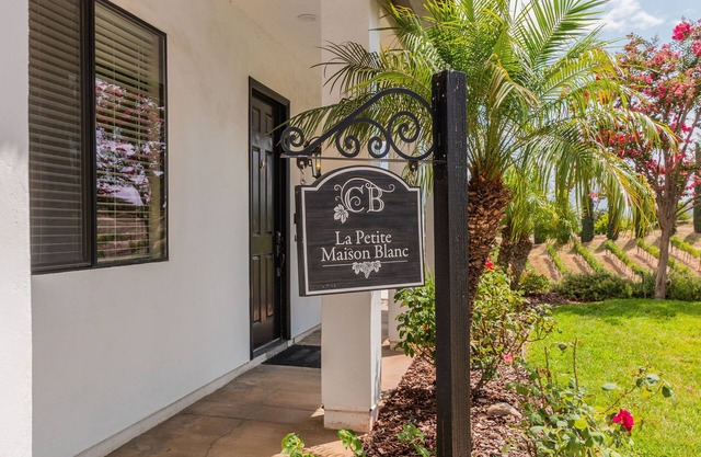 Hermosa cabaña de huéspedes con jacuzzi privado / barbacoa para 2-4 personas