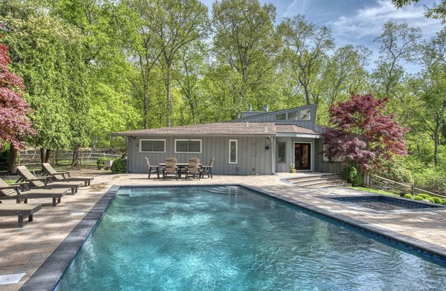 Sag Harbor Tennis and Pool en 2 acres privados
