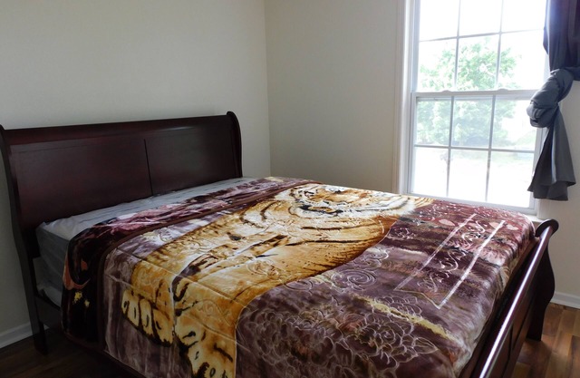 Beautiful Hardwood floor House in Indianapolis Indiana