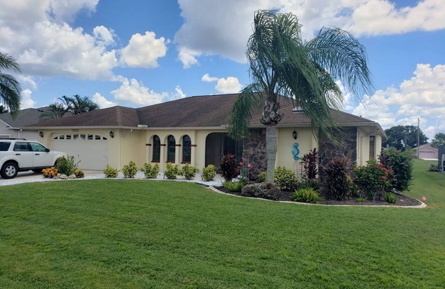Beautiful Heated Pool Home in Punta Gorda
