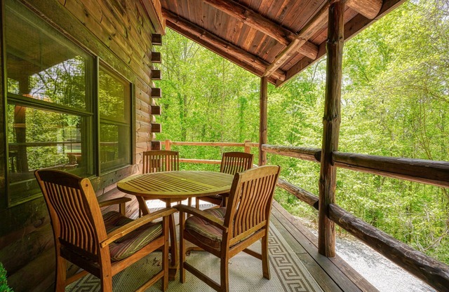 Beautiful hilltop cabin on 30 acres. Rustic charm and Hocking Hills living at its best!