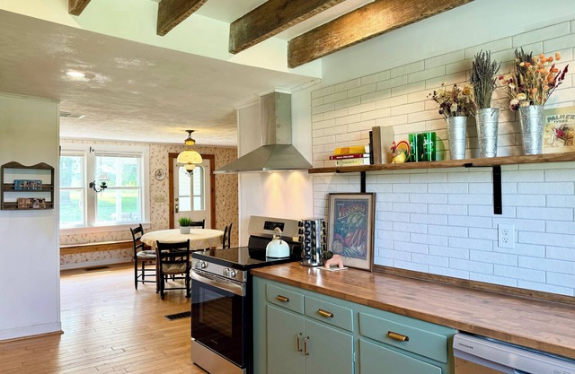 Beautiful historic farmhouse on a hobby farm
