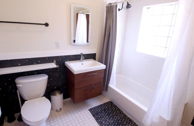 Beautiful Historic House in Trendy Coronado Just North of Downtown