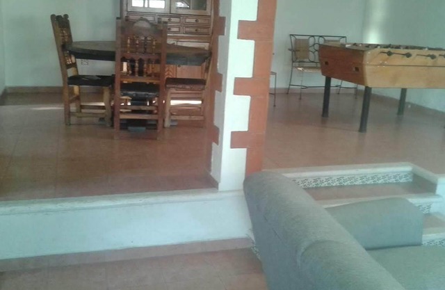 Hermosa casa en residencial Burgos