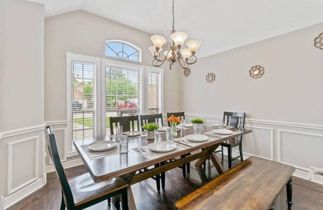 Beautiful Home, spacious office & Xbox Game Room.