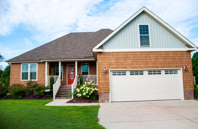Beautiful home 25 minutes from the Outer Banks of NC