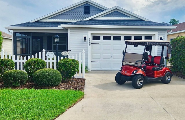 Beautiful Home + Golf Cart in Prime Location – Minutes from Brownwood, and More!