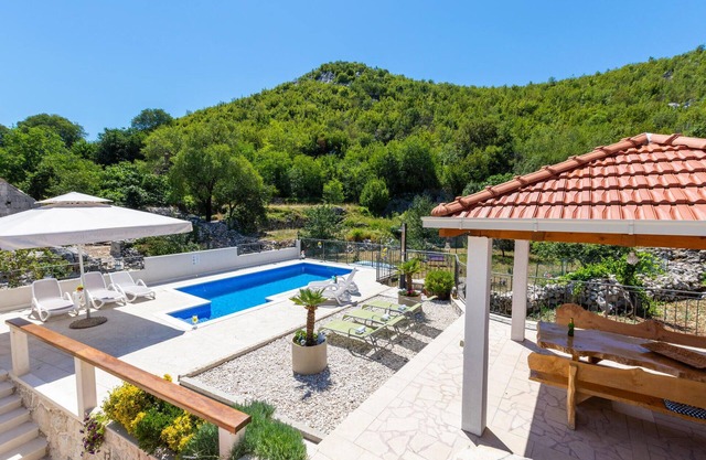 Hermosa casa en Blato na Cetini