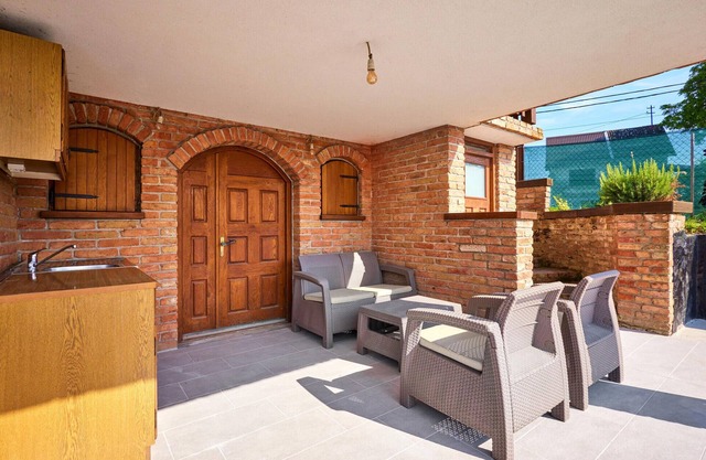 Preciosa casa en Klostar Ivanic