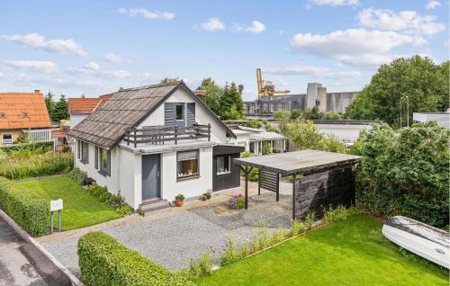 Beautiful Home In Aabenraa With Wifi