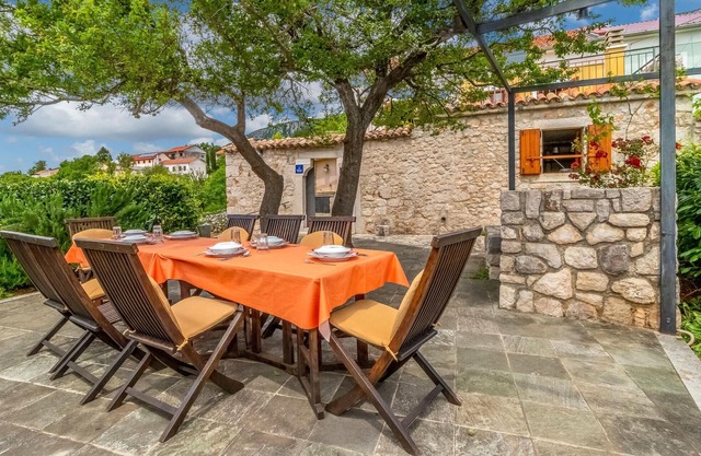 Hermosa casa en Bribir con WiFi